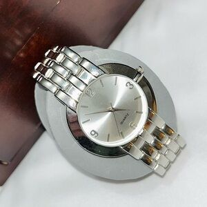 Silver Tone Quartz Watch with Stainless Steel Band